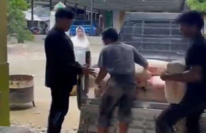 Sumbangan untuk Mendukung Perkembangan Pondok Pesantren Nurul Yaqin Jabal Fiil